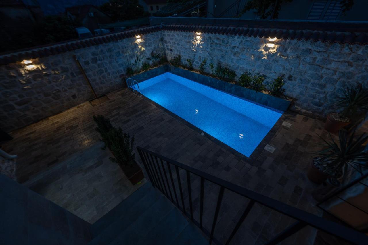 Apartments Gabela Risan Exterior photo