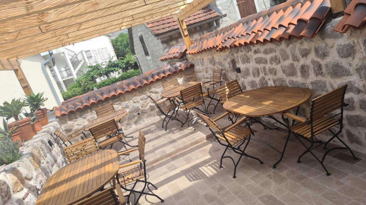 Apartments Gabela Risan Exterior photo